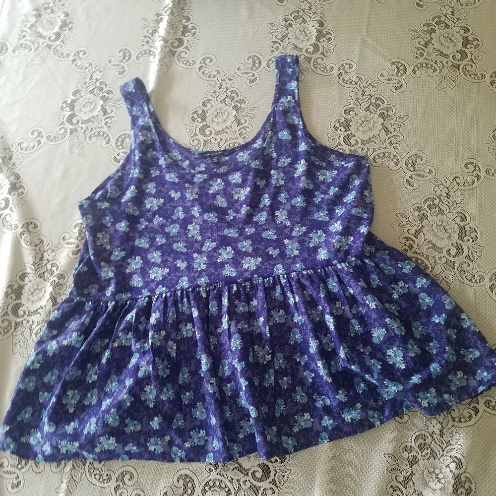 Purple Floral American Eagle sleeveless top